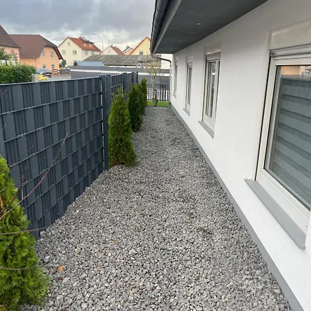 Hoti * Hanau